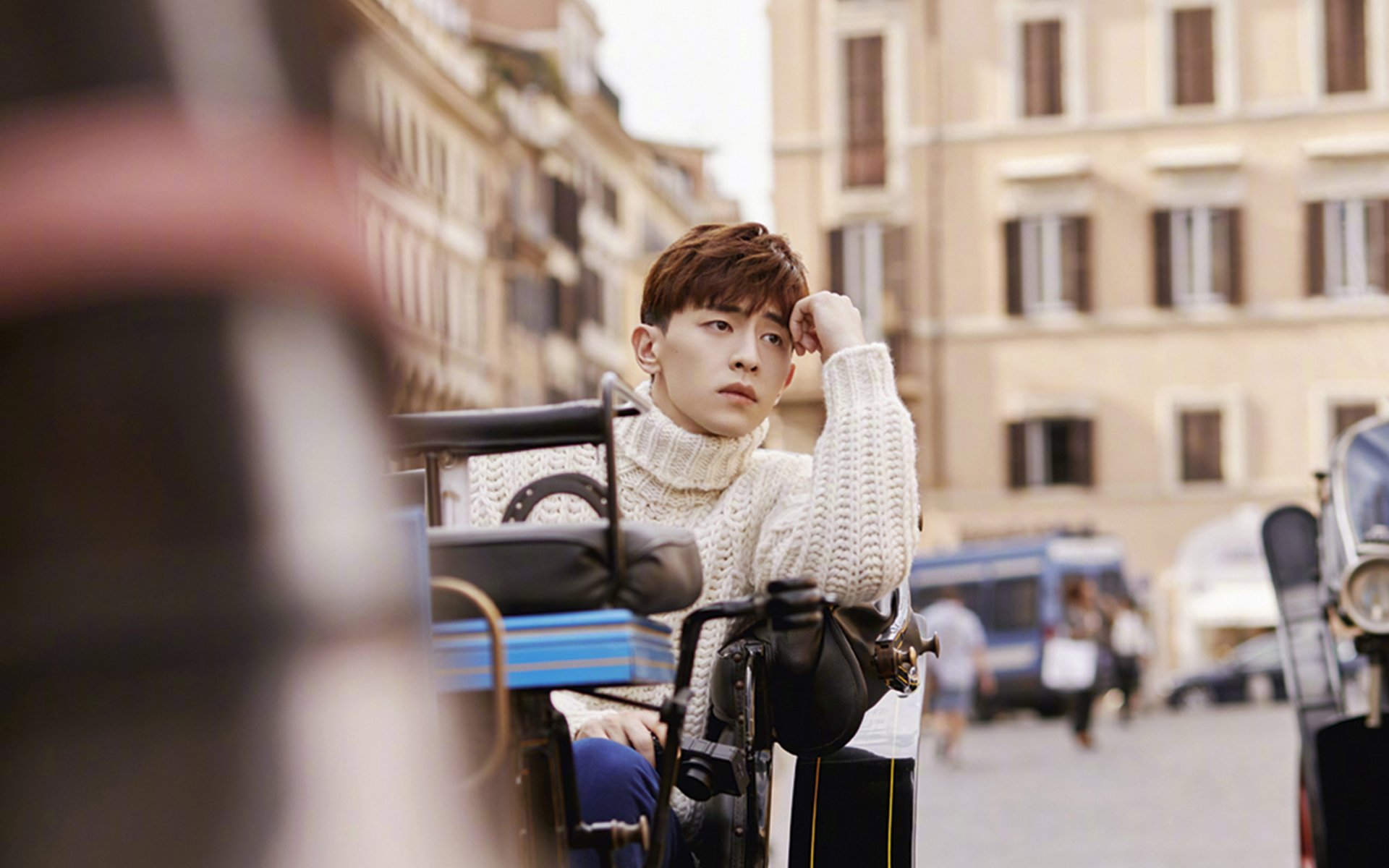 欧冠双线战报，德国心脏基米希手术刀出鞘，红黑军团巴黎雨夜淬炼突围