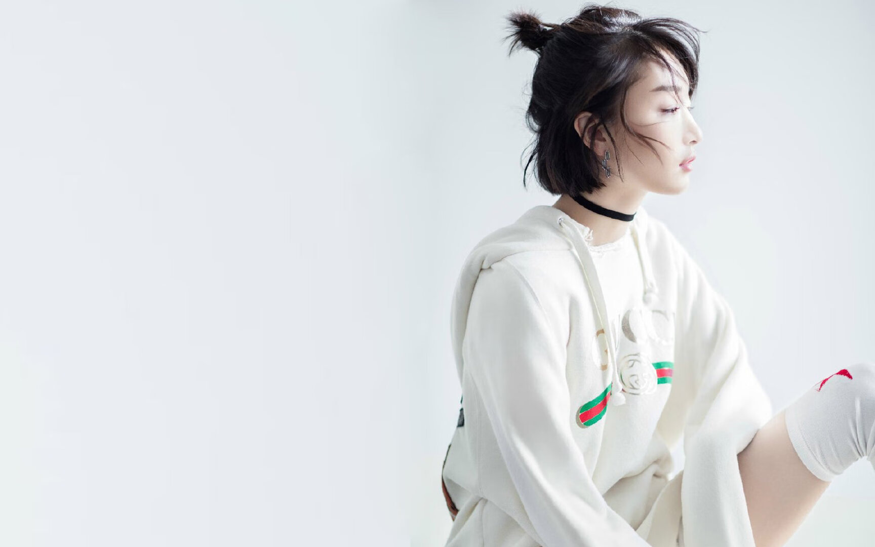 用左脚和方向盘,在同一天定义伟大